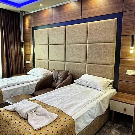 Отель Diamant 3*